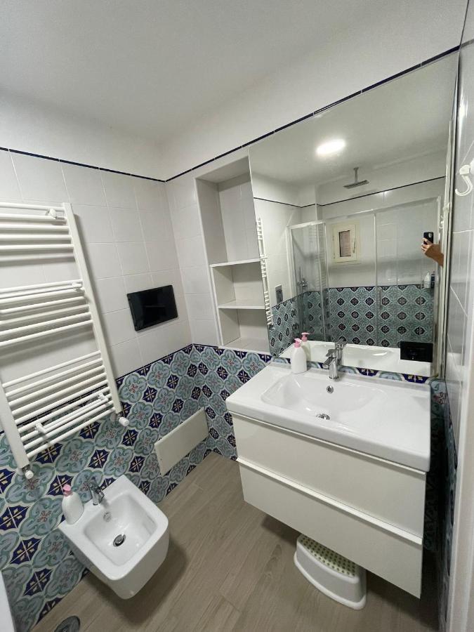 נאפולי Cosy Domy Apartments מראה חיצוני תמונה